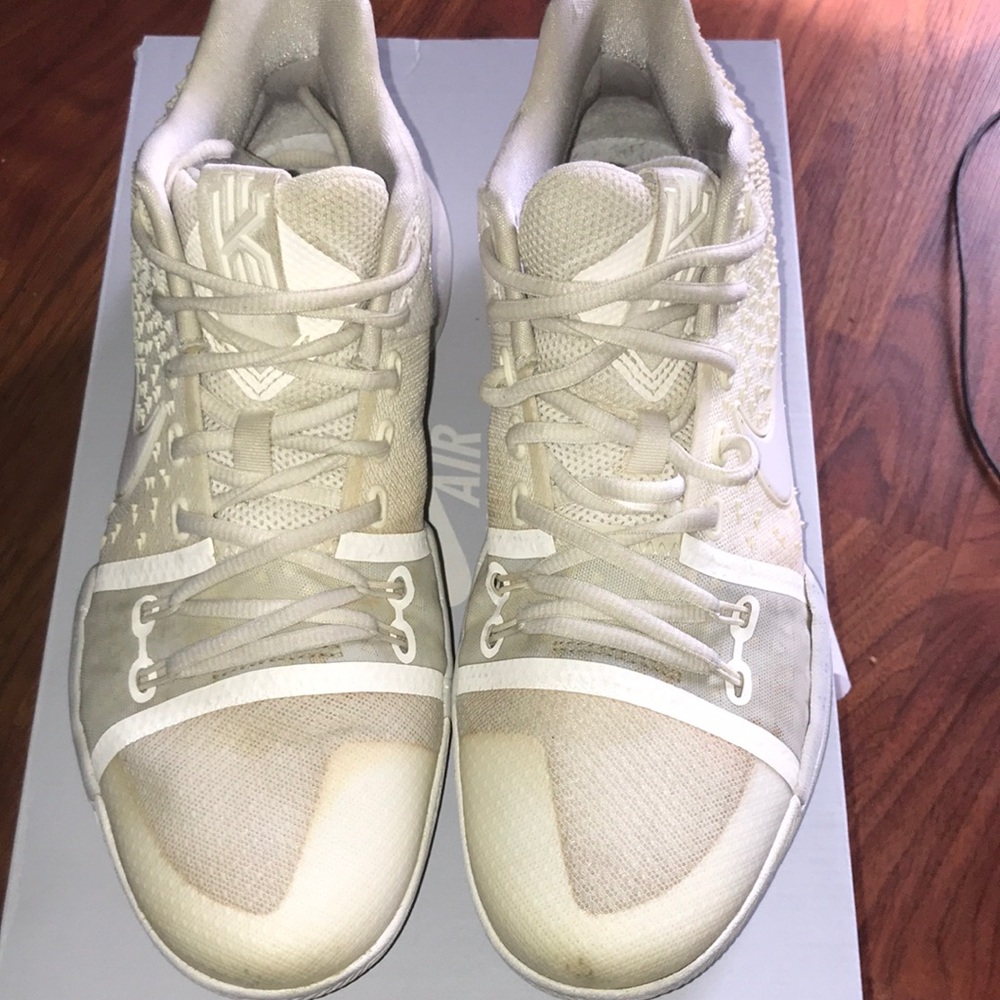 Nike Kyrie shoes